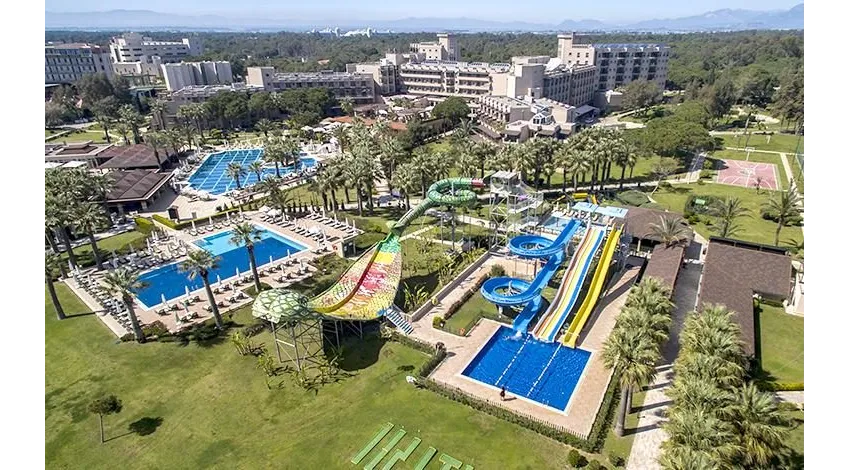 CRYSTAL TAT BEACH GOLF RESORT & SPA  5*-23