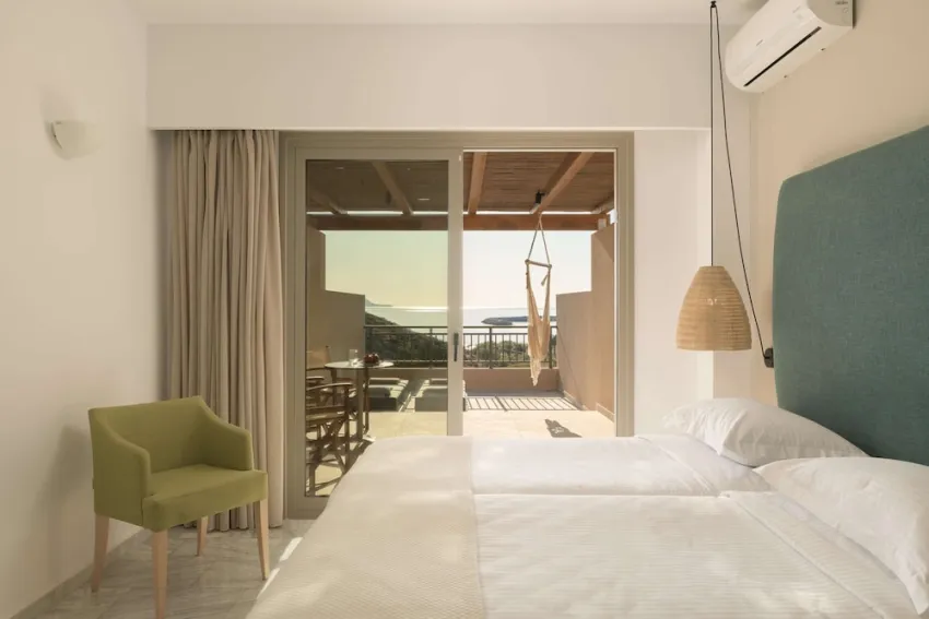 Paralos Irini Mare 4*-19