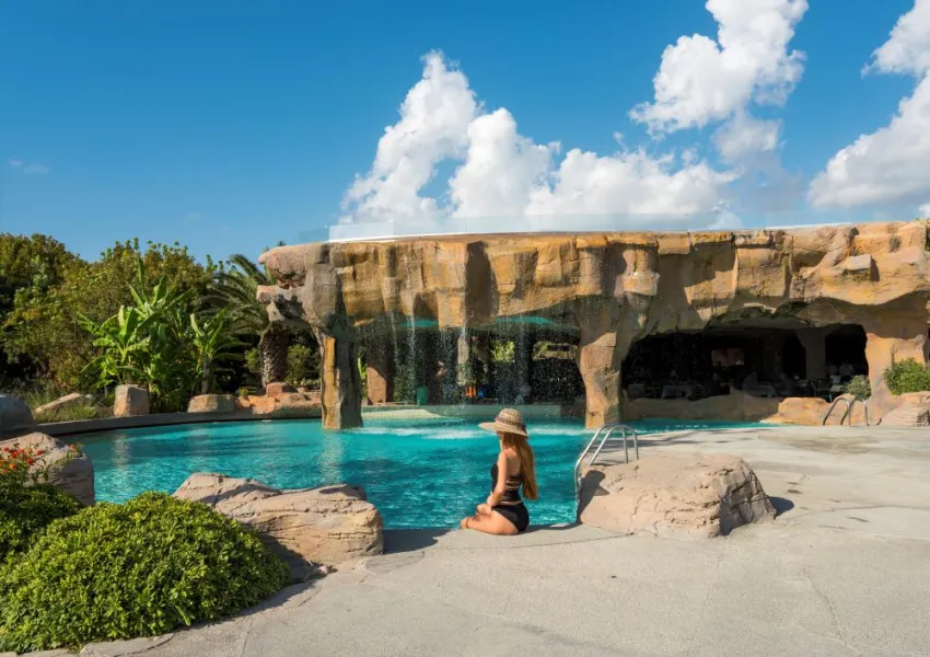 SUNRISE RESORT SPECIAL ROOMS  5*-35