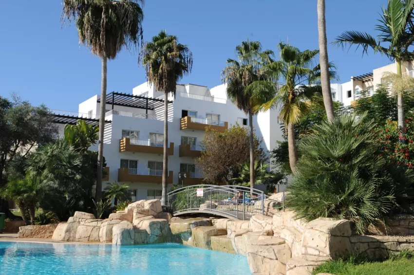 Mayfair Gardens 4*-6