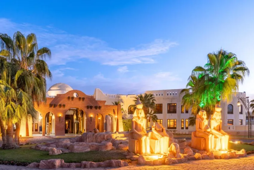 CLUB FARAANA REEF  4*-13
