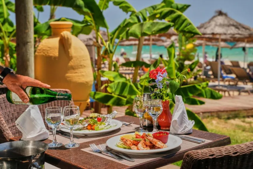 ROYAL NOZHA BEACH  4*-22