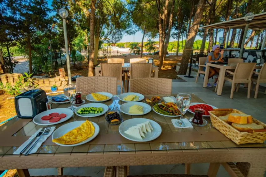 PRENSES SEALINE BEACH HOTEL  4*-21