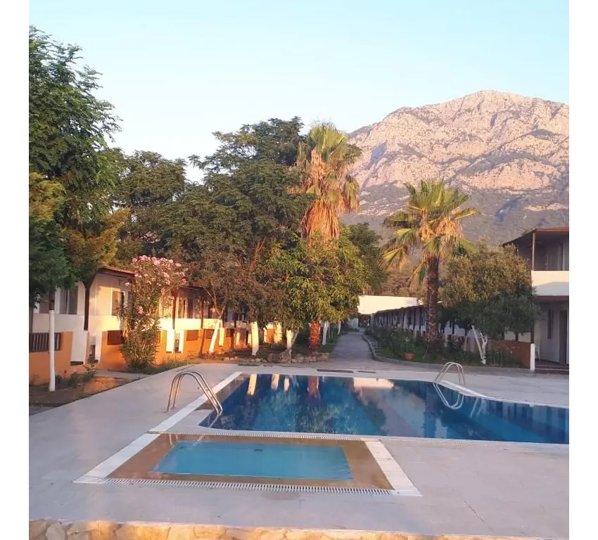 UGUR BEACH HOTEL  3*-1