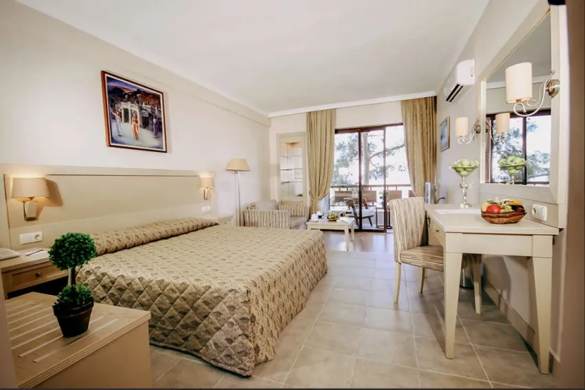 Utopia World Hotel 5*-33
