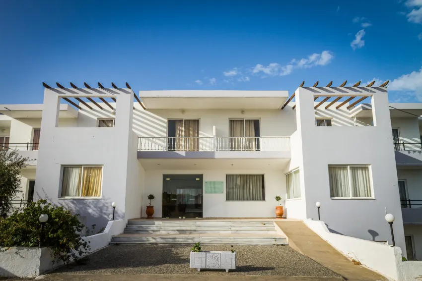 Alkmini Apartments 3*-2