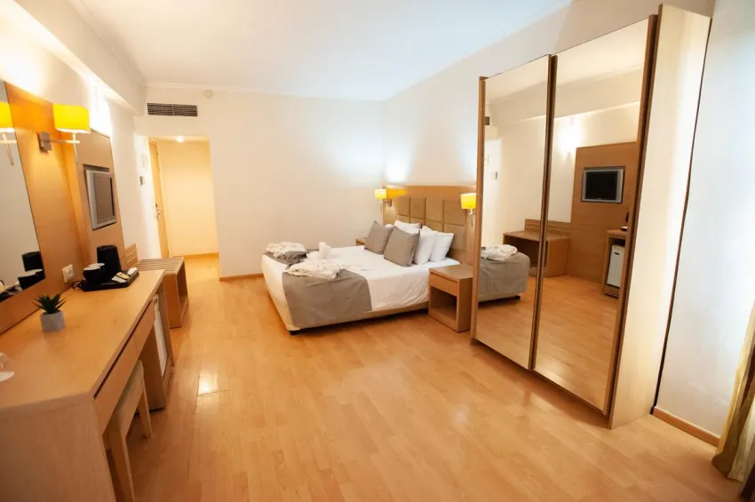 Rhodos Horizon Marina (ex Lomeniz) 4*-9