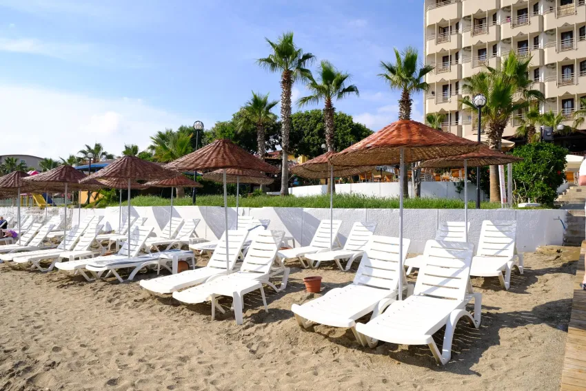 Anitas Beach Hotel 4*-4
