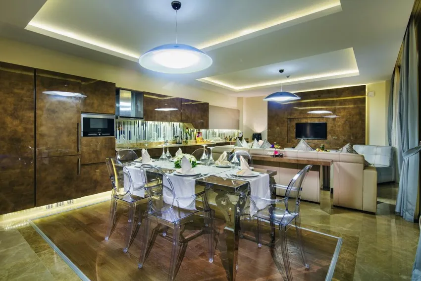 BELLIS DELUXE HOTEL  5*-8