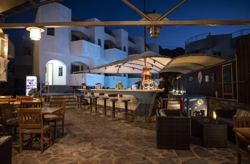 Alikes Studios & Suites 4*-23