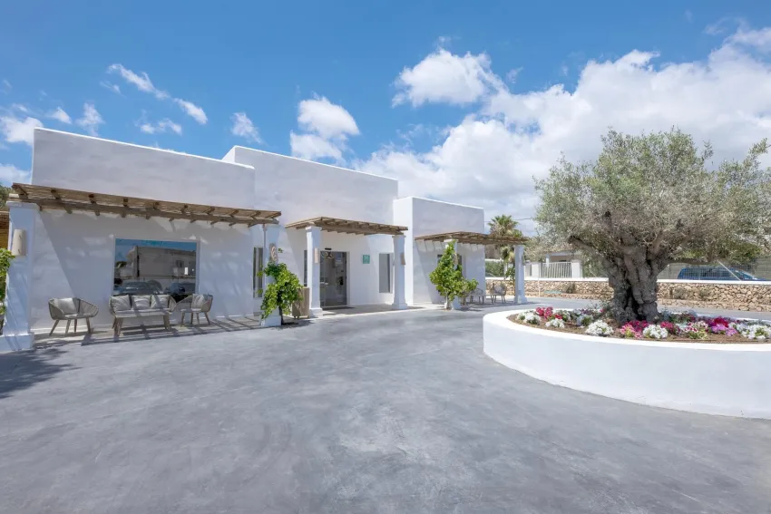 Eques Petit Resort 4*-4