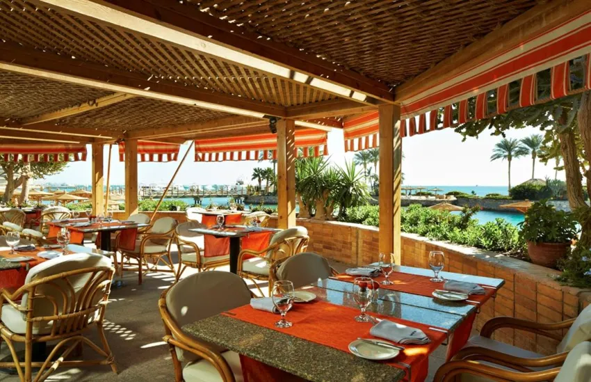 MARRIOTT BEACH RESORT HURGHADA  5*-24