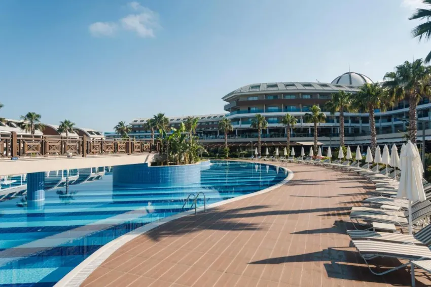 MAGIC LIFE JACARANDA  5*-23