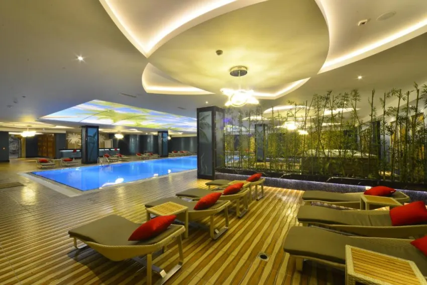 AZURA DELUXE RESORT & SPA HOTEL  5*-7