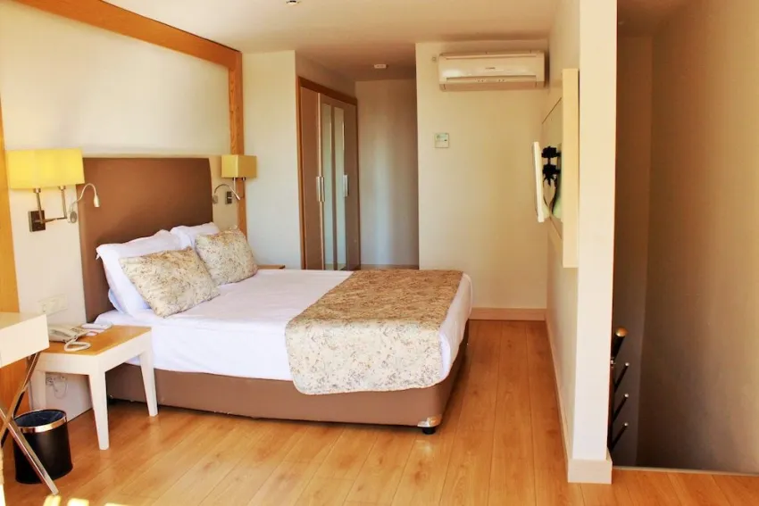 Glamour Resort & Spa Hotel 5*-8