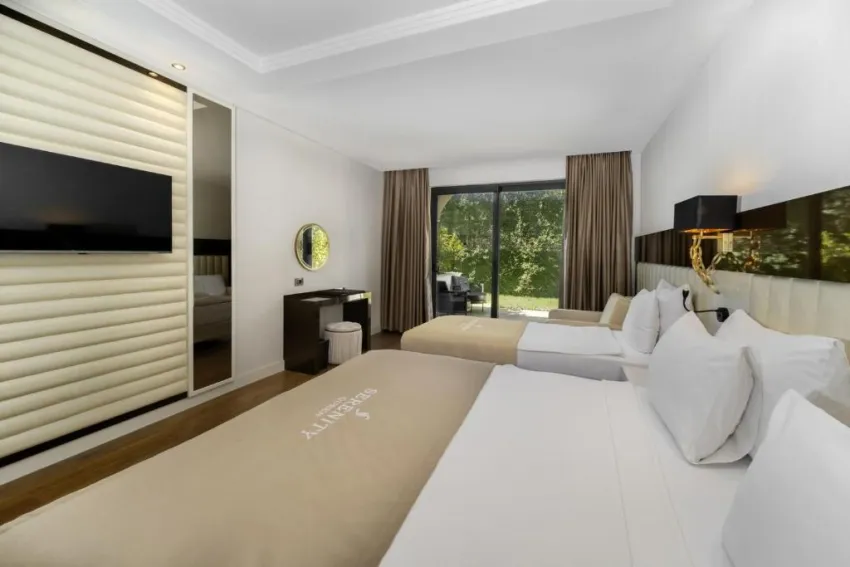 SERENITY QUEEN HOTEL  5*-5