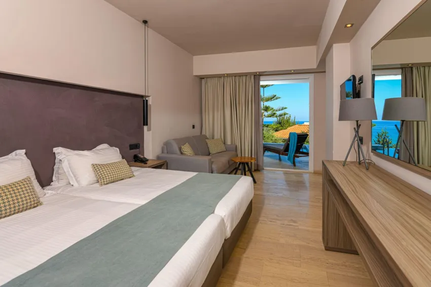 Alexandra Beach Resort 4*-21