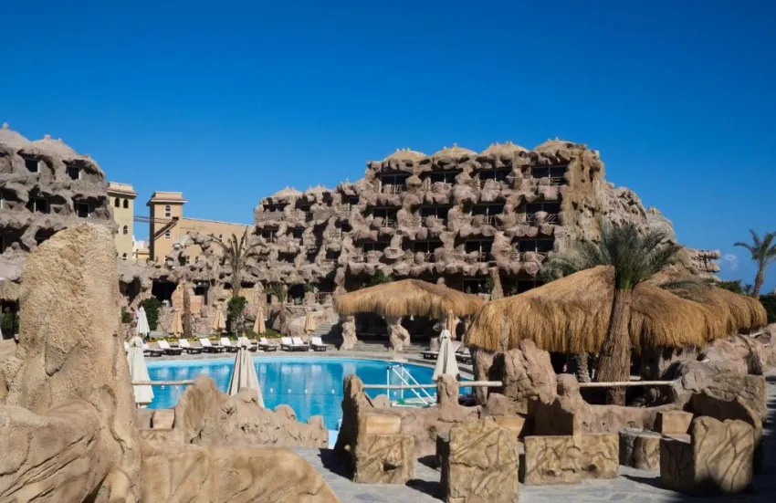 CAVES BEACH RESORT (ADULTS ONLY 16+)  5*-1