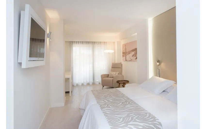 Iberostar Waves Cala Millor 4*-5