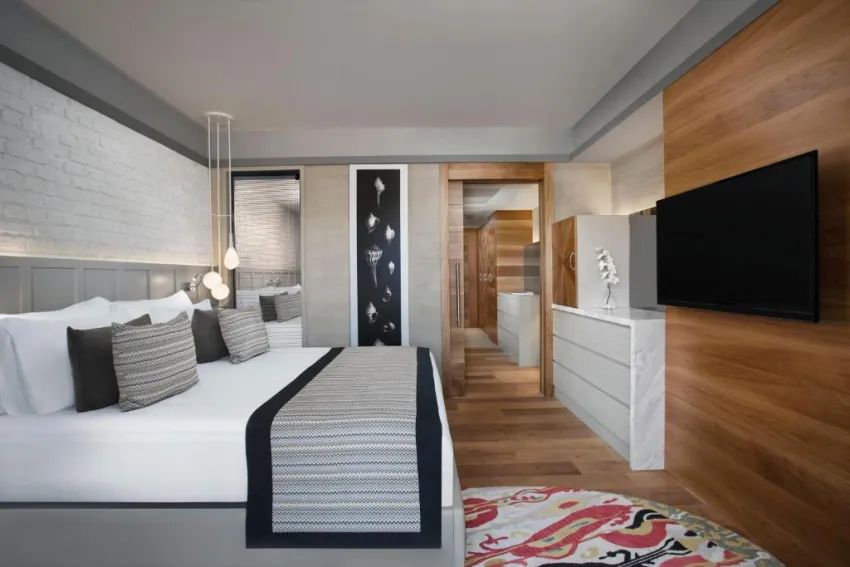 ACANTHUS & CENNET BARUT COLLECTION  5*-20