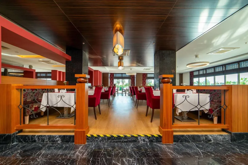 Commodore Elite Suite & Spa 5*-7