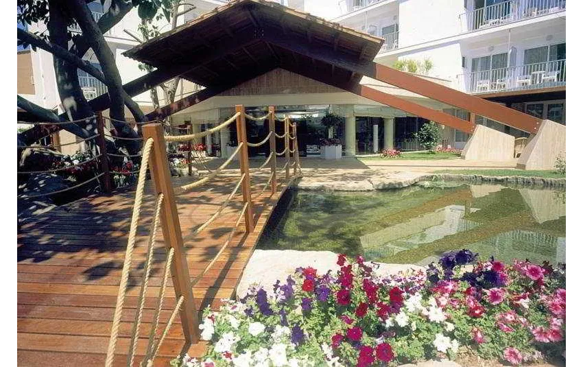 Capricho Hotel and Spa 4*-10