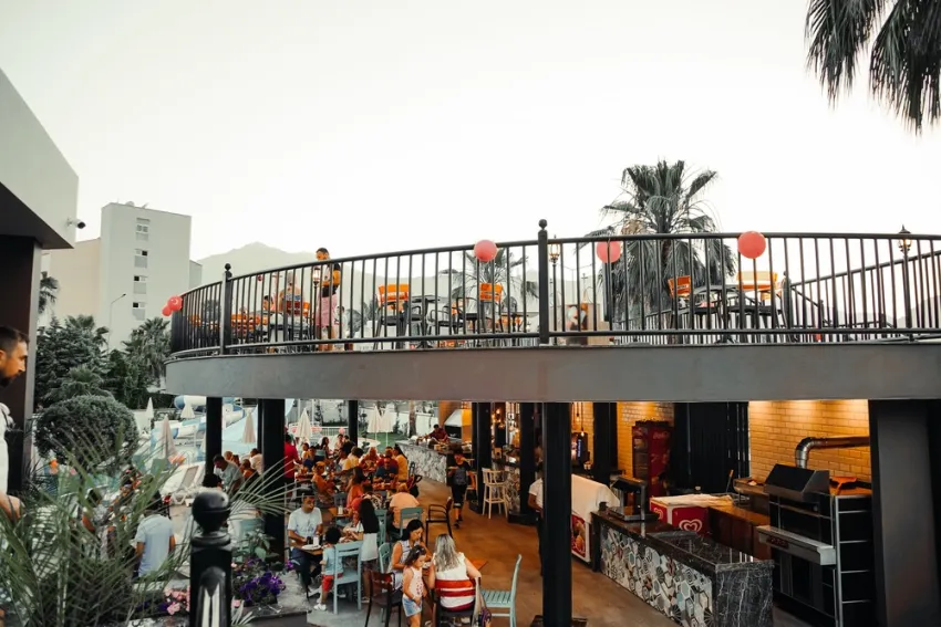 ISTANBUL BEACH HOTEL  4*-25