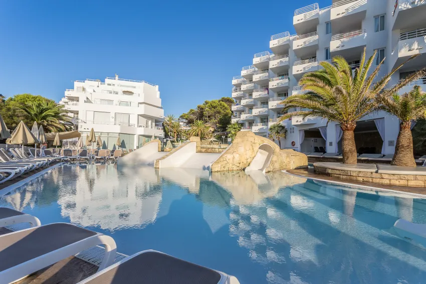 Fergus Cala Blanca Suites 4*-14