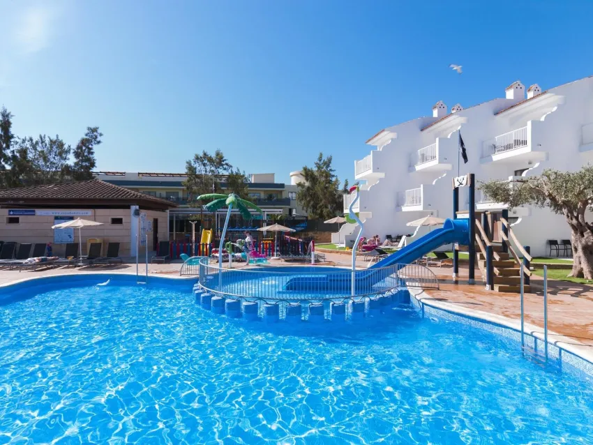 Cas Saboners Aparthotel 3*-2