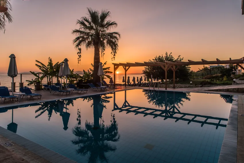 Belussi Beach Hotel 4*-83