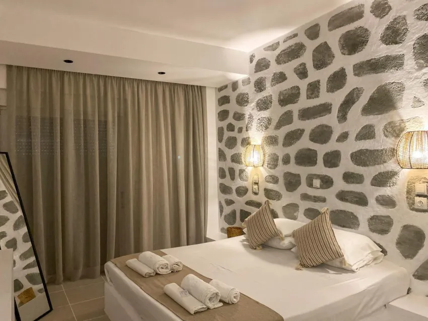 Ladiko Inn 3*-19