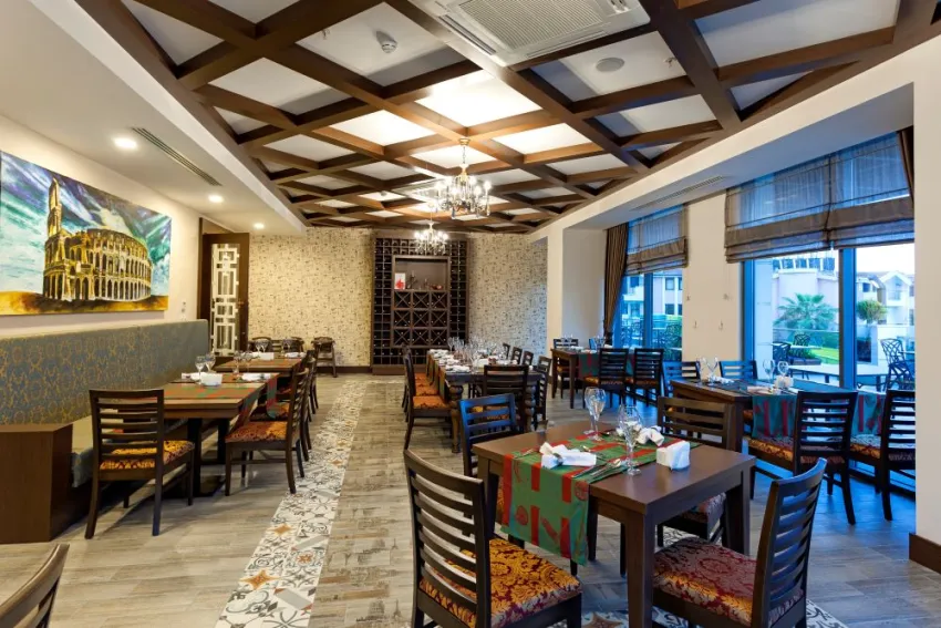 LUNA BLANCA RESORT & SPA   5*-11