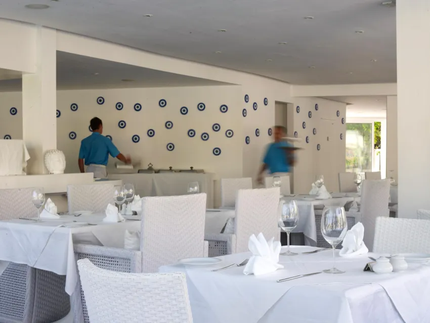 So White Club Resort 4*-13