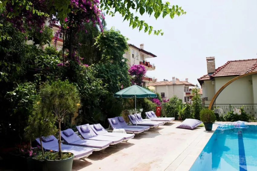 VILLA SONATA HOTEL  3*-7
