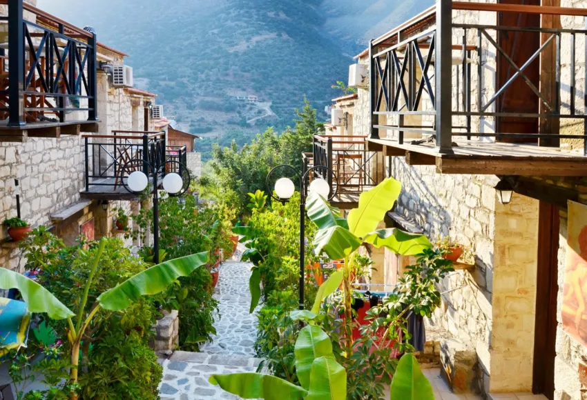 Stone Village Petrino Horio 4*-10