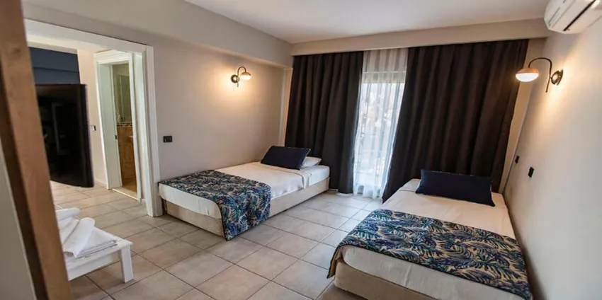 GRAND MIRAMOR HOTEL  4*-15