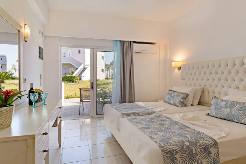 Delfina Tropic Beach 4*-6