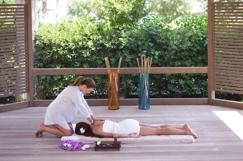 Esperos Palace 4*-50