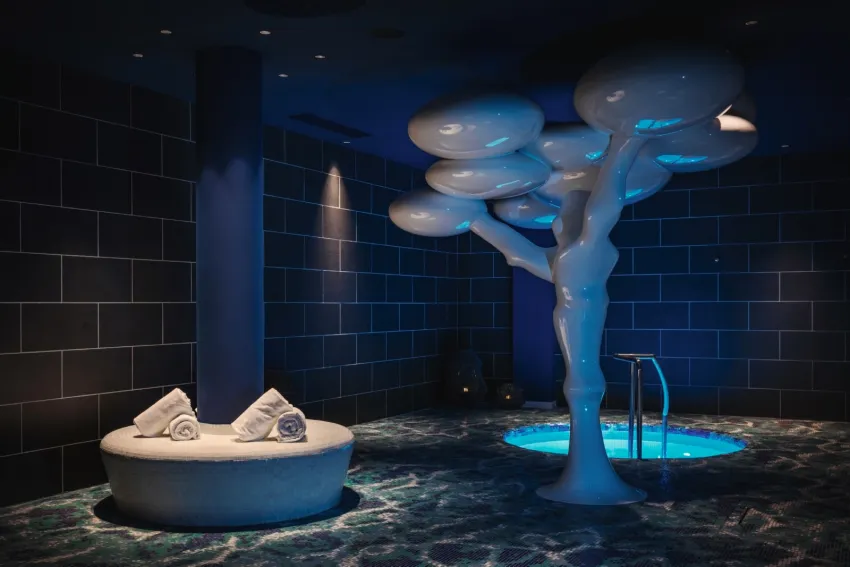 The Donna Portals 5*-78