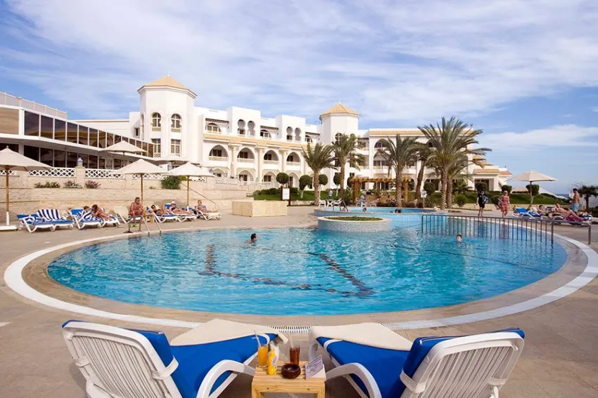 OLD PALACE SALH HASHEESH  5*-11