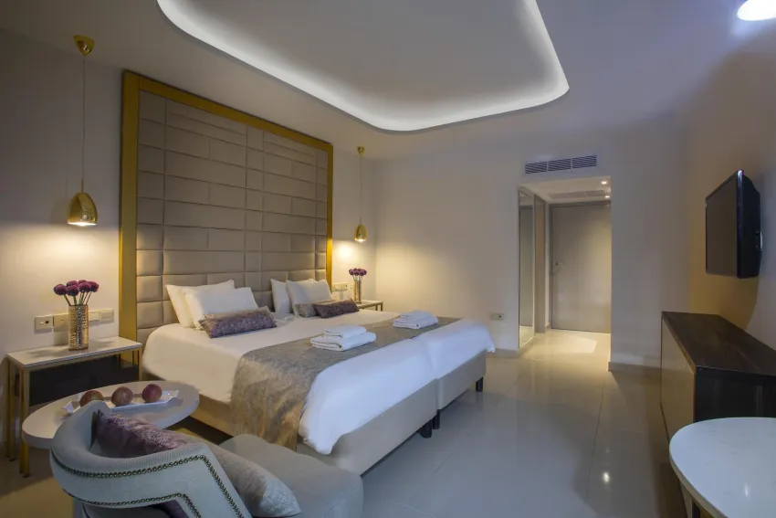 Constantinos The Great Beach 5*-6