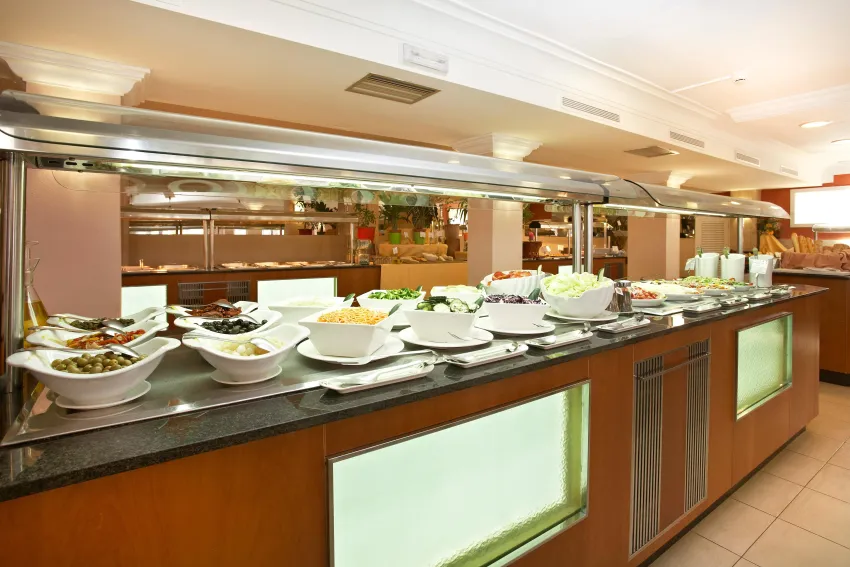 Universal Hotel Bikini 3*-40