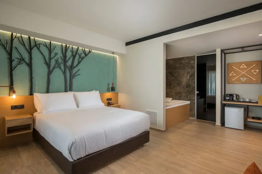 Hyperion City Hotel 4*-14