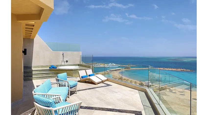 HILTON PLAZA HURGHADA  5*-10