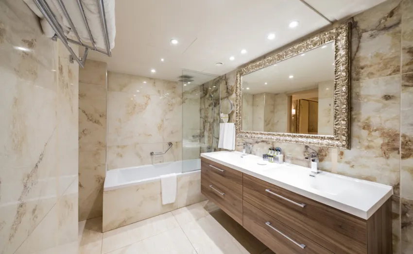 Adams Beach Hotel 5*-5