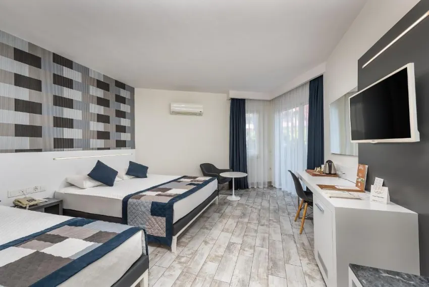 WHITE CITY RESORT & SPA HOTEL  5*-12