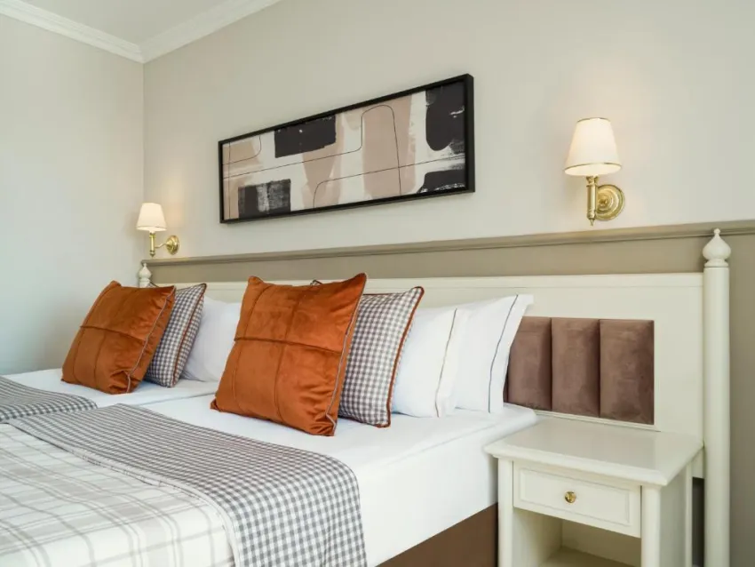 KREMLIN PALACE HOTEL  5*-11