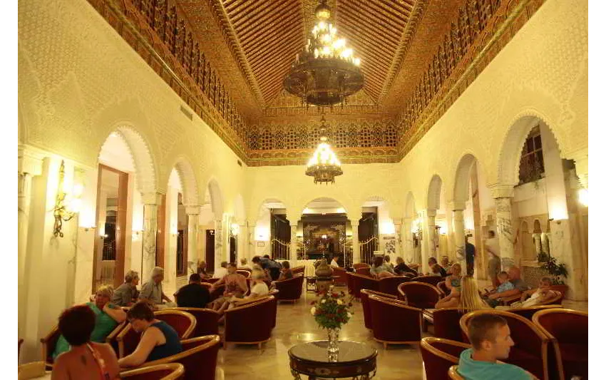 RIVIERA HOTEL 4*-27