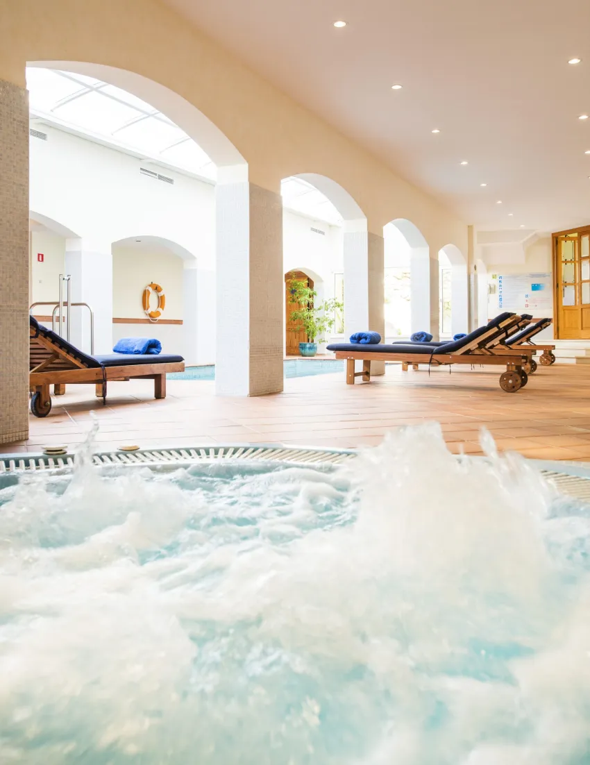 Cala Fornells Hotel 4*-5