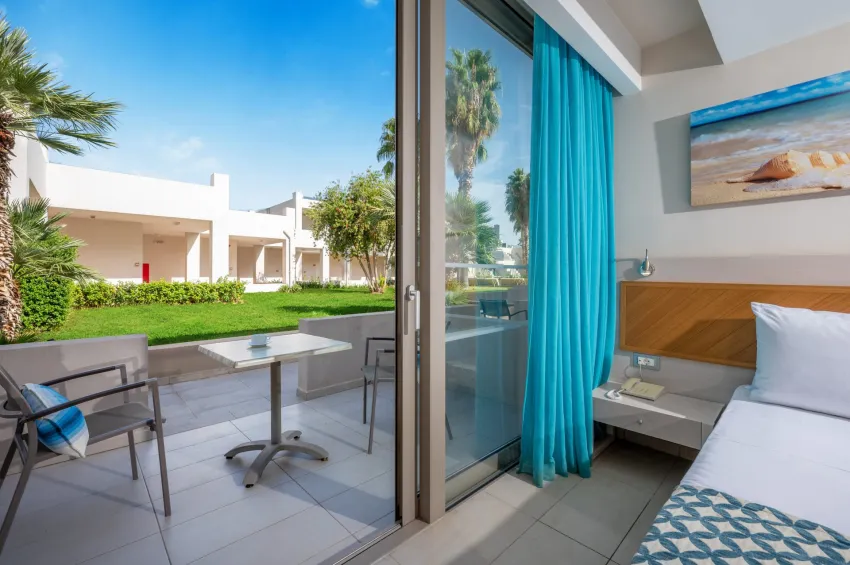 Royal & Imperial Belvedere 4*-30